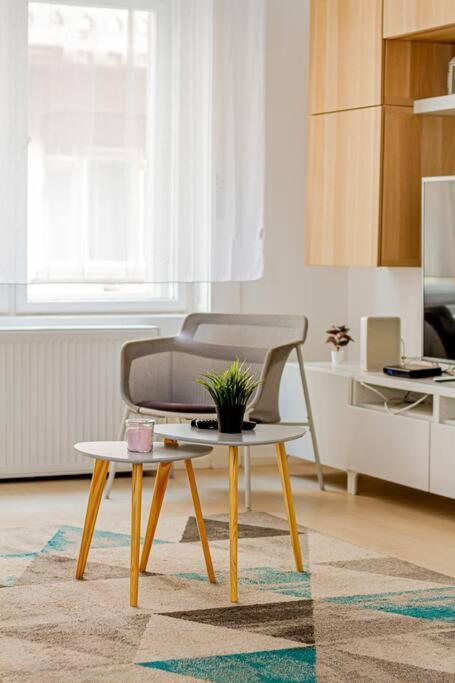 Luminous Design Apartment - W18 Budapest Extérieur photo